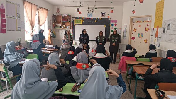 درختکاری در دبستان شهید ذکاوتی مایوان