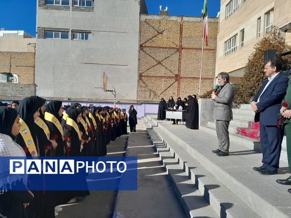 نغمه‌ای از دل تاریخ در آسمان امید