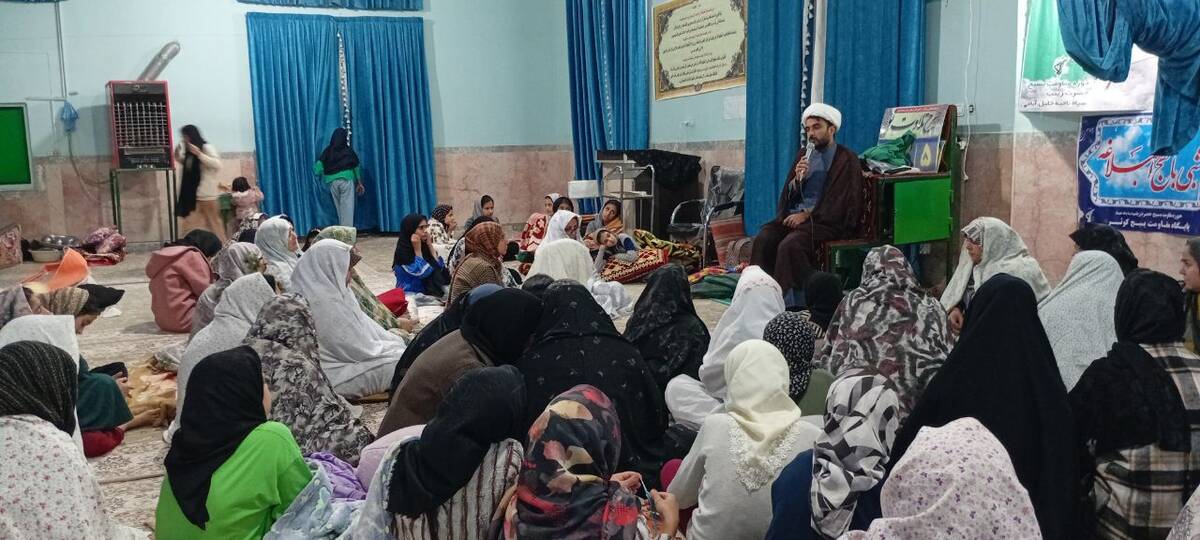 مراسم شبی با نهج البلاغه در اعتکاف مسجد جامع روستای نقاب خلیل آباد