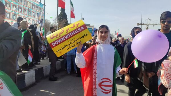 راهپیمایی ۲۲ بهمن برای ایرانی آباد و امید به فردایی بهتر است