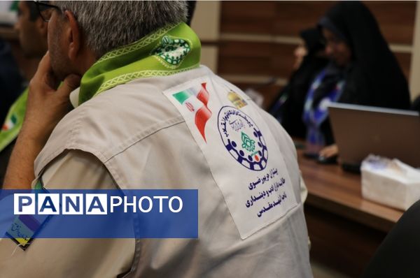 نشست مشاور وزیر با مدرسان سازمان دانش‌آموزی استان خراسان رضوی