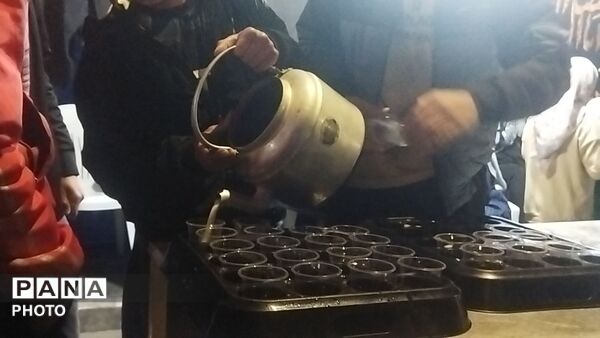 قاب هایی از خدمت در نیشابور 