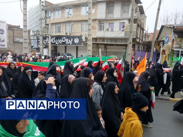 خروش حماسی مردم کردکوی در آیینه‌ شکوه ۲۲ بهمن