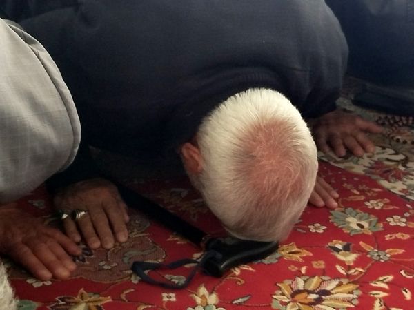 نماز جمعه شهرستان کاشمر با حضور پر رنگ مردم ترشیز کهن برگزار شد 