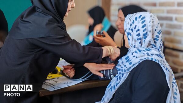 کمپین اندازه گیری فشار خون در نیشابور 