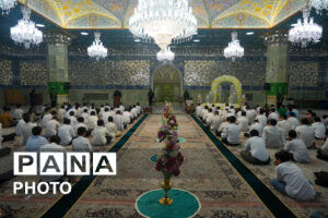  جشن تکلیف ۱۲۰ نوجوان پسر در حرم حضرت معصومه(س)