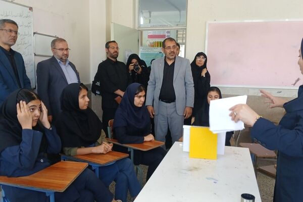 افتتاح پایگاه اوقات فراغت در هنرستان علاقبندیان 