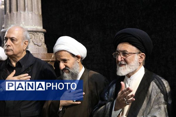 حضور پرشور مردم شهرری در مراسم ارتحال امام خمینی (ره) 