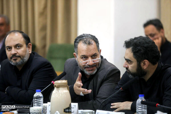 دیدار صمیمی وزیر آموزش و پرورش با اعضای کمیسیون فرهنگی مجلس شورای اسلامی