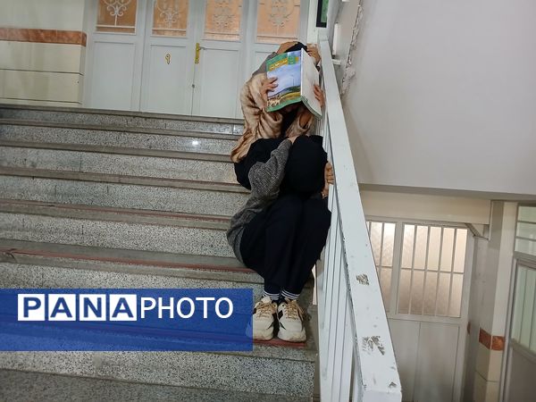 مانور زلزله و ایمنی در مدارس دخترانه ناحیه 3 شیراز