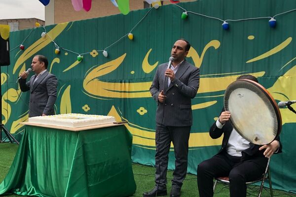 حضور پر شور دانش آموزان ناحیه دو شهرری در جشن نیمه شعبان و ایرانمون