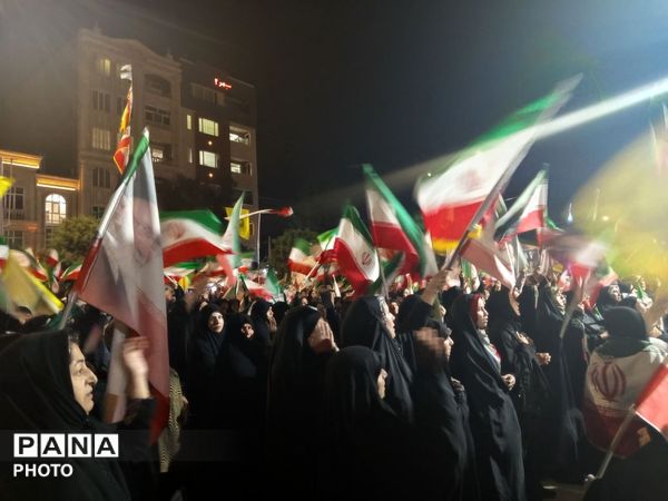  این است قدرت مردم وطن پرست ایران 