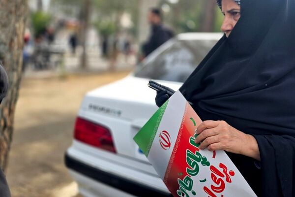 خروش مردمی در خیابان‌های رباط‌کریم در 22بهمن