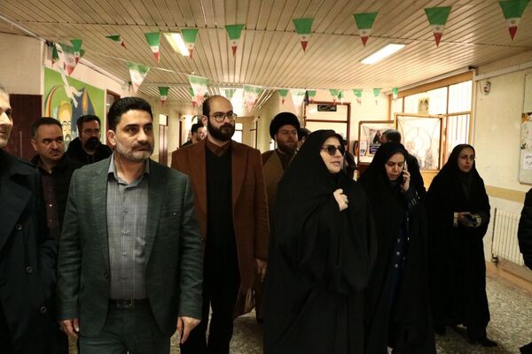 افتتاح سالن ورزشی شهید منتظری در بندرانزلی به مناسبت دهه فجر