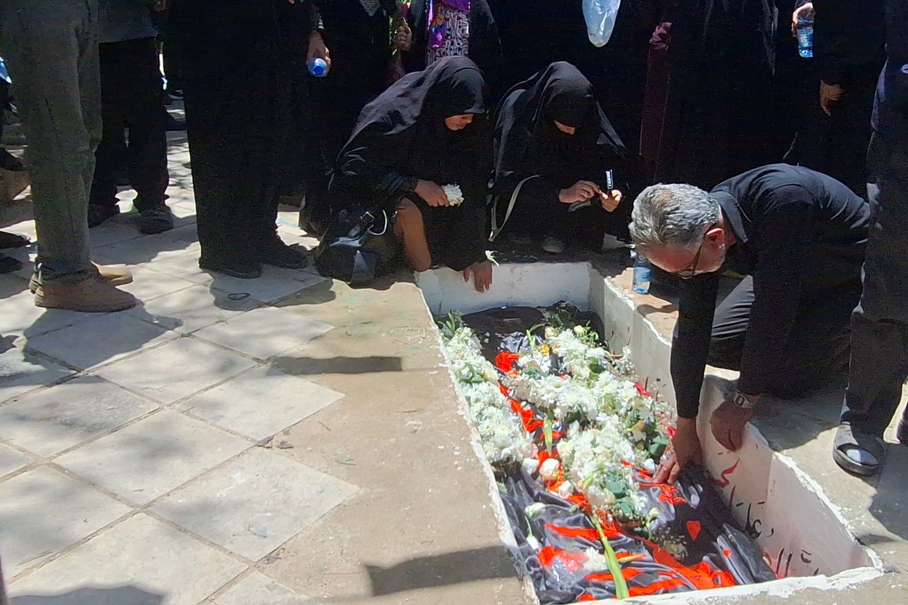 مراسم تشییع پیکر سردار شهید غلامحسین غیب پرور