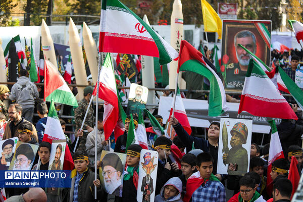 راهپیمایی گرامیداشت روز ۱۳ آبان - تهران