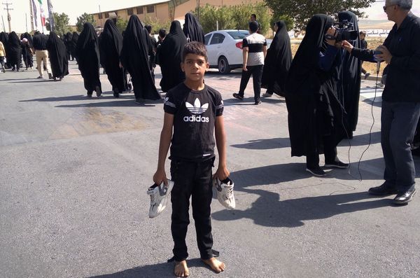 قدم‌های عاشقی از نافچ تا وردنجان به یاد کربلا