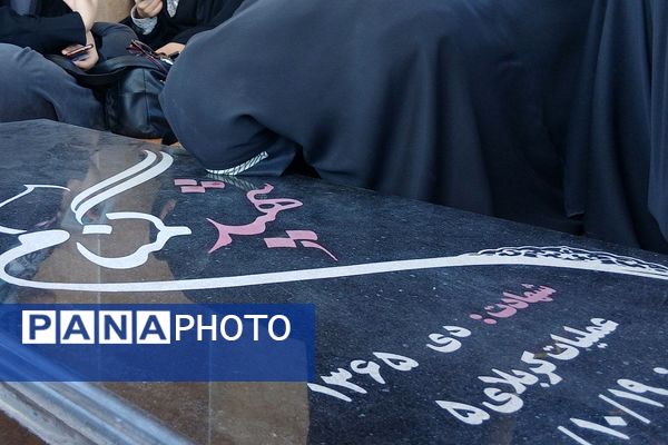 اولین روز حضور دانش‌آموزان دختر منطقه کهریزک در یادمان ‌های مناطق عملیاتی جنوب ایران