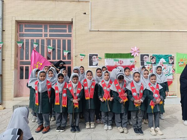 جشن نیمه شعبان در دبستان خدیجه کبری ابرکوه