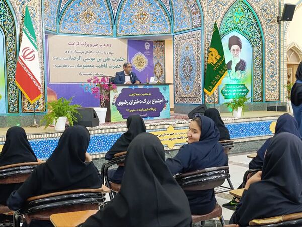 برگزاری اجتماع بزرگ دختران رضوی در شهرستان کاشمر 