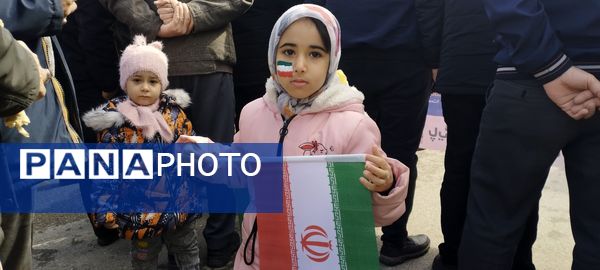 راهپیمایی باشکوه یوم الله ۲۲بهمن در شهرستان خواف