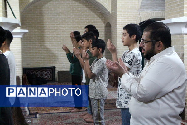  روز دوم اعتکاف دانش‌آموزی دانه‌های امید