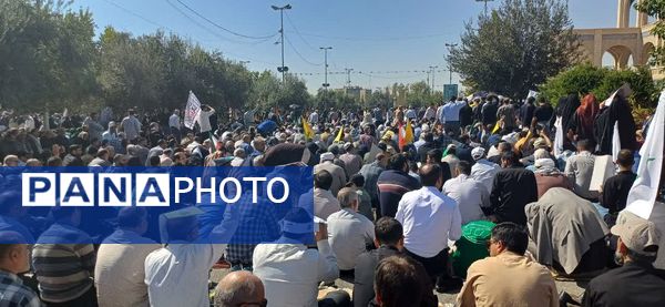 برگزاری نماز جمعه نصر به امامت رهبر معظم انقلاب اسلامی 