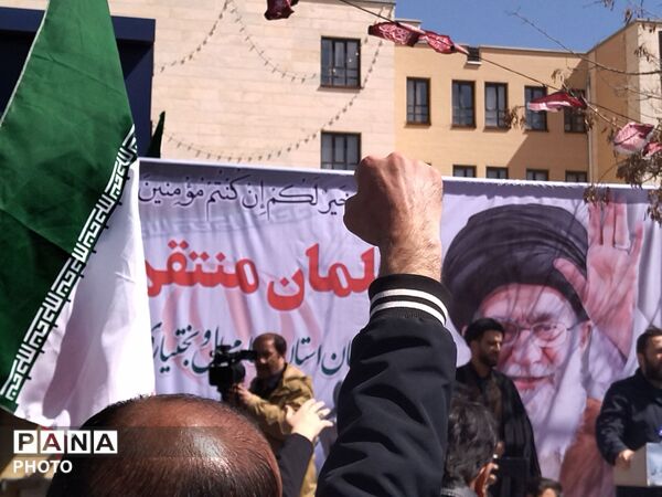 تجمع فرهنگیان شهرکرد برای خون خواهی قائد امت 