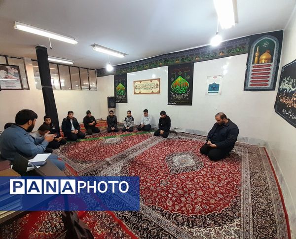 آوای مقاومت و همدلی 