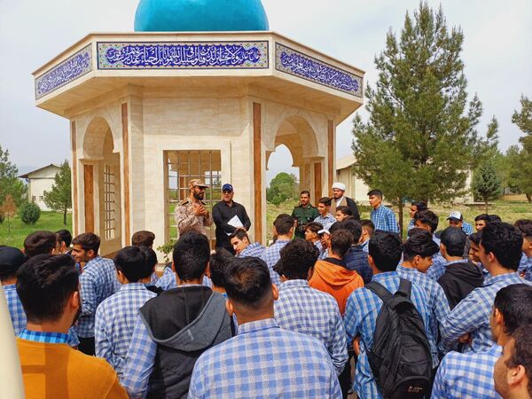 اردوی آموزشی تیراندازی و بازدید از موزه و مزار شهدای گمنام در شهرستان بروجرد