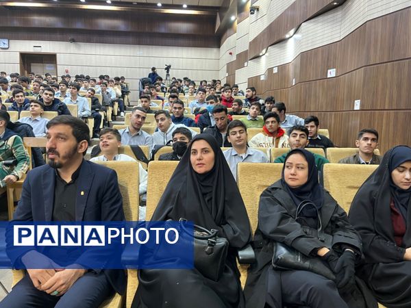  طرح ایمن‌سازی پدران موتورسوار در روز بیمه در مجموعه فرهنگی باقرالعلوم شهرستان قدس