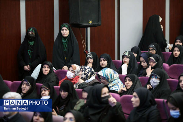 مراسم اولین سالگرد شهادت دانشجو معلم شهیده فائزه رحیمی