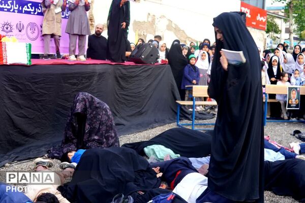 دلنش آموزان گرگانی در سوگ دانش آموزان میناب