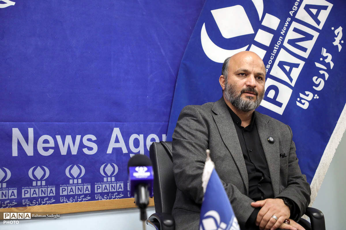 تجهیز ۱۱ هزار و ۵۰۰ کلاس درس به ویدئوپروژکتور و تبلت معلم/ مدارس آسیب‌دیده از جنگ برای مهر آماده می‌شوند