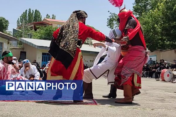 مراسم شبیه خوانی روز عاشورا در شهرستان طالقان