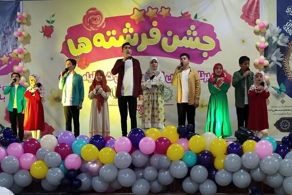 جشن فرشته‌ها در شهر قیامدشت ری یک